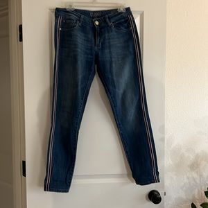 DL1961 DLX HYBRID Azalea Relaxed Skinny size 27